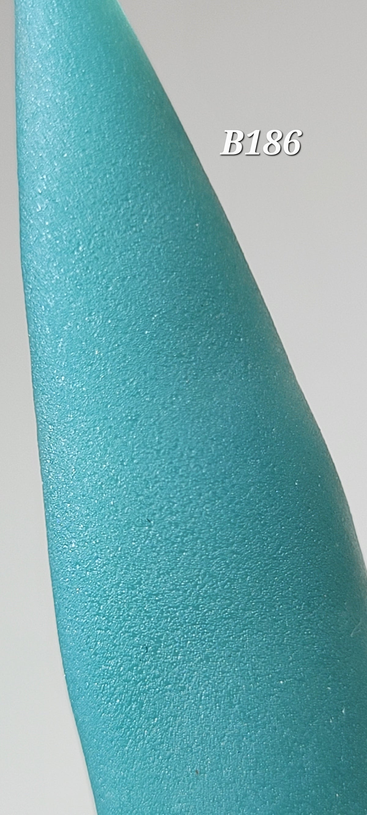 B186